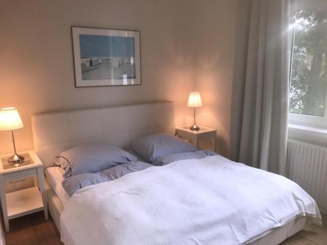 Kleines Strandhotel Ниндорф Номер фото